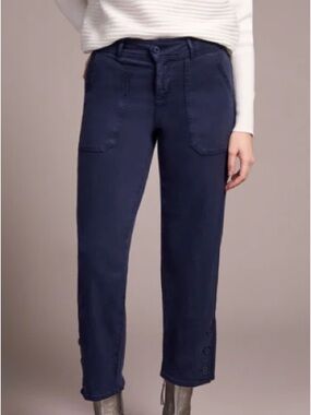 Women’s Navy Casual Crop Pants